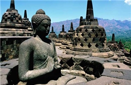 Du xuân tại di tích Phật giáo lớn nhất thế giới     